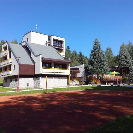 Hotel Ceska Farma Дольни-Двур Экстерьер фото