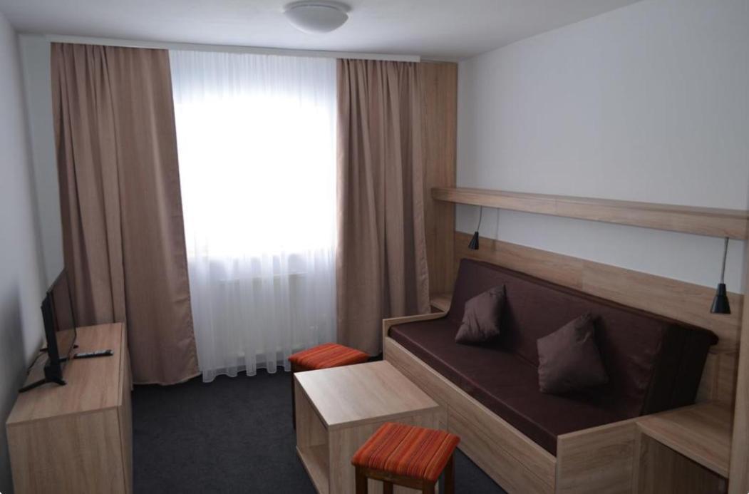 Hotel Ceska Farma Дольни-Двур Экстерьер фото